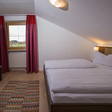 Ferienwohnung Mit Zwei Schlafzimmer * Obing