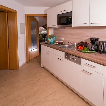 Ferienwohnung Mit Zwei Schlafzimmer Lägenhet *